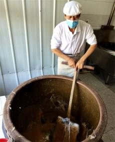 安徽廬江：千年大扁糖 濃濃年味香