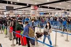 五一黃金周料461萬人次出入境