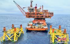 中國(guó)最大的動(dòng)力定位浮托平臺(tái)完成對(duì)接