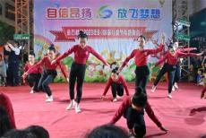 隆回縣金石橋鎮(zhèn)土橋劇場(chǎng)：歡樂迎“六一”