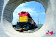 西部陸海新通道為國(guó)內(nèi)國(guó)際雙循環(huán)開(kāi)辟新路徑