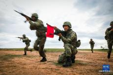 走進(jìn)空降兵某旅“黃繼光英雄連”