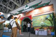 西部文博會上沉浸式體驗數(shù)字文化