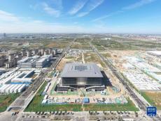 雄安新區(qū)：?jiǎn)?dòng)區(qū)重點(diǎn)工程芳容初綻