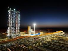 我國最大超深油田富滿油田富源聯(lián)合站成功投產