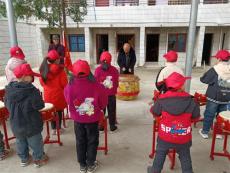 七江鎮(zhèn)開展“大手牽小手 研學(xué)筑夢(mèng)行”勞動(dòng)實(shí)踐活動(dòng)