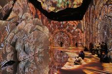 “石窟藝術(shù)沉浸體驗(yàn)”亮相國博