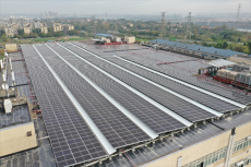 衡陽高新區(qū)首個屋頂光伏發(fā)電項目全容量并網發(fā)電