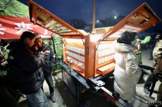 災(zāi)區(qū)安置點的寒冬溫情