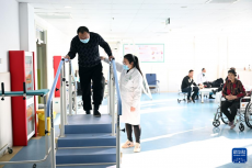 河北白溝：多樣化養(yǎng)老服務(wù)托起幸?！跋﹃柤t”