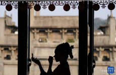 安徽歙縣：“00后”扎根古城煥新演繹傳統(tǒng)文化