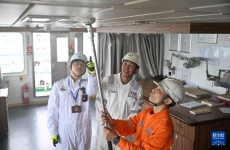 客滾船“體檢”迎春運