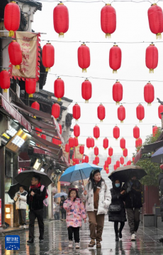 熱鬧紅火迎佳節(jié)