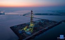 新春走基層丨“90后”鉆井隊(duì)長王矗的“井上”春節(jié)