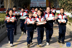 迎開(kāi)學(xué)