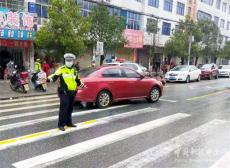 隆回縣金石橋鎮(zhèn)：站好“護學崗”? 守住“安全線”