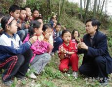 隆回縣關(guān)工委：用愛，護航青少年健康成長