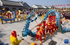 四川瀘縣：“二月二”舞龍盼豐收