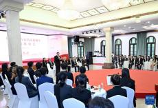 馬英九率臺灣青年學(xué)生與中山大學(xué)學(xué)生交流聯(lián)誼