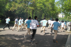 衡陽(yáng)市一中開展防暴反恐暨安全疏散演練