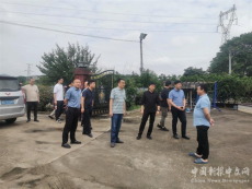 雨母山鎮(zhèn)：村村現(xiàn)場比武講評 深化農(nóng)村人居環(huán)境整治???