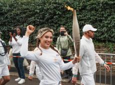 谷愛凌參與巴黎奧運(yùn)會(huì)火炬?zhèn)鬟f