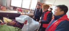 綏寧縣黃土礦鎮(zhèn)：愛心捐贈暖人心?關(guān)懷幫扶傳真情