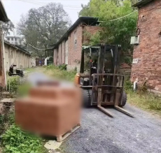 僅憑一張照片，福建永安警方查獲千箱假酒