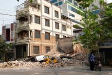 強震已致緬甸超千人死亡 中國多支救援力量緊急馳援