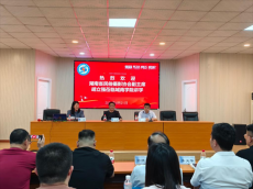 抓拍最真實“角度”發(fā)現(xiàn)美新聞攝影講座在長沙理工大開講