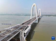 長(zhǎng)沙興聯(lián)路大橋通車試運(yùn)行