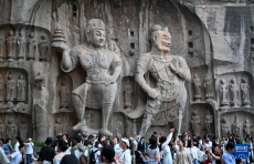 古都洛陽引八方游客